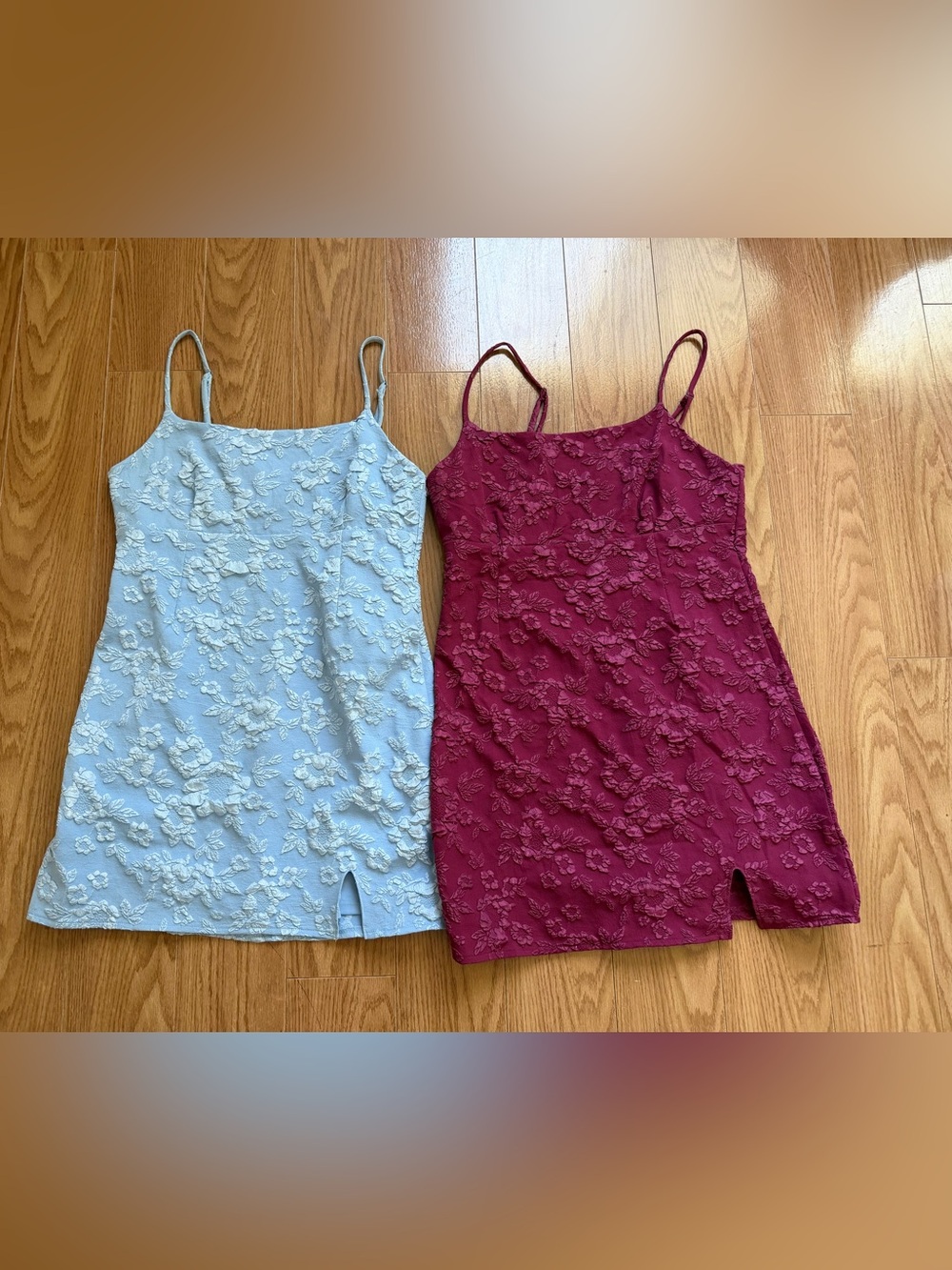 Set of 2 Women’s Mini Dresses - Burgundy & Light Blue